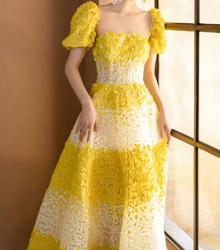 Robe de bal de princesse bustier à volants en satin long, robe de soirée C8117