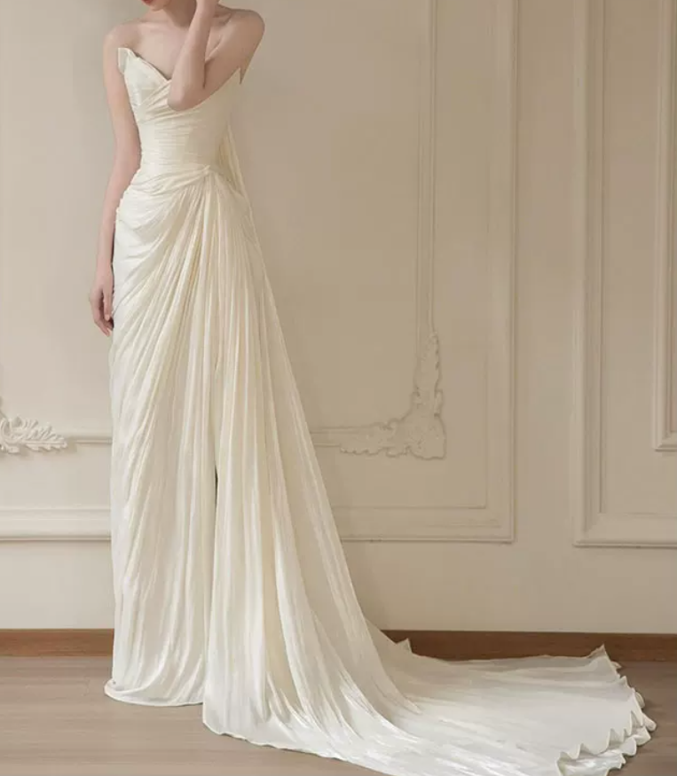 Chic Strapless Ruched Wedding Dresses With Scarf Satin Sheath Bridal Dress C8817