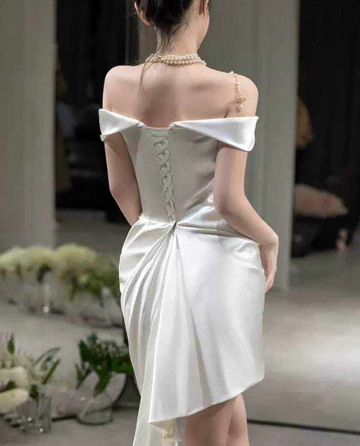 Superbe robe de mariée sirène bustier en satin et tulle, longue et en dentelle, C4563
