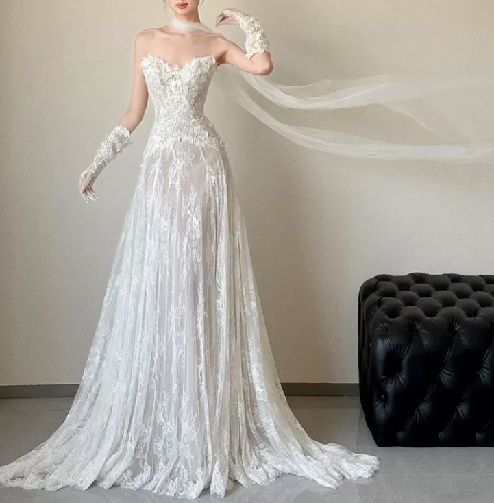 Ornate Strapless White Wedding Dresses With Scarf Lace A-Line Bridal Dress C8830