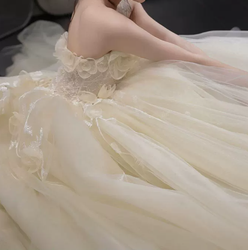 Superbe robe de mariée sirène bustier en satin et tulle, longue et en dentelle, C4563