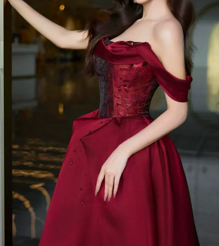 Robe de bal de princesse bustier à volants en satin long, robe de soirée C8117