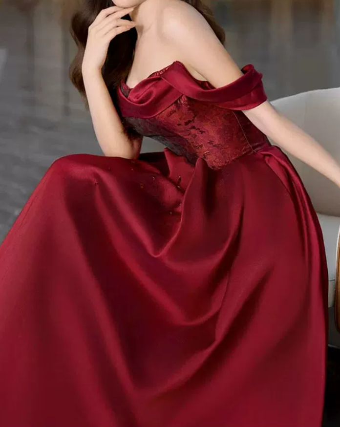 Robe de bal de princesse bustier à volants en satin long, robe de soirée C8117