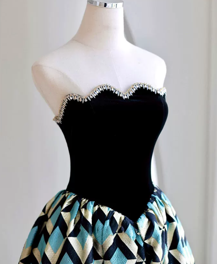 Retro Black Bodice Strapless Prom Dress Plaid Slit Beaded A-Line Evening Dress C8844