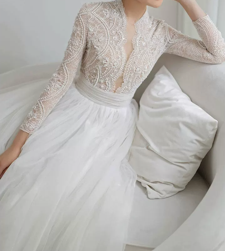 Romantic Beaded Lace Wedding Dresses Long Sleeve Tulle A-Line Bridal Dress C8848