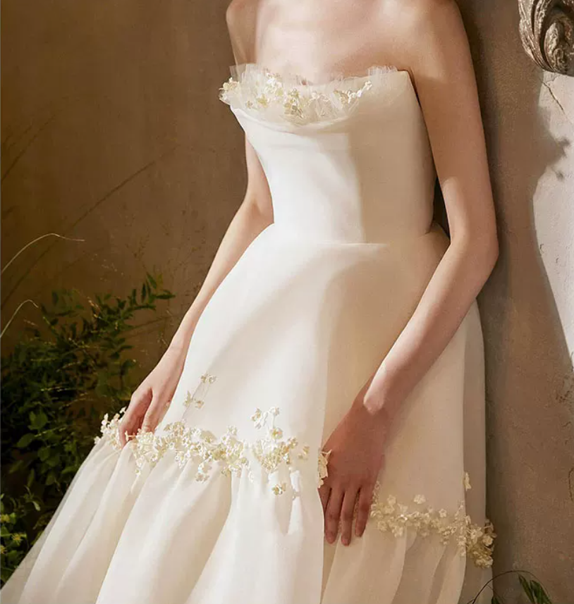 Dreamy Strapless Appliques Wedding Dresses Satin A-Line Bridal Dress C8849