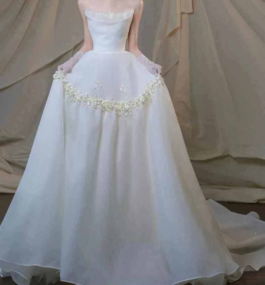 Dreamy Strapless Appliques Wedding Dresses Satin A-Line Bridal Dress C8849