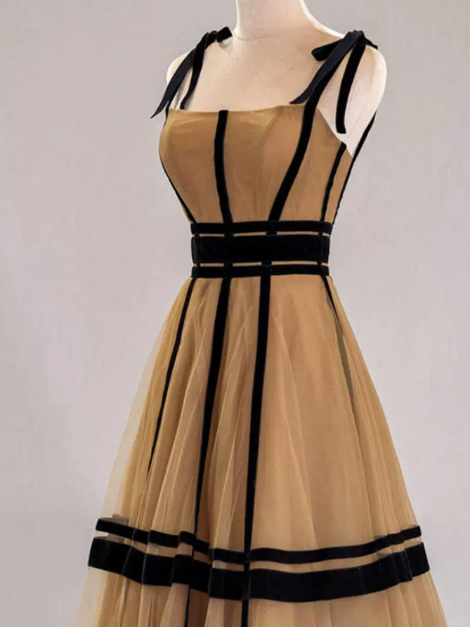 Robe de bal de princesse bustier à volants en satin long, robe de soirée C8117