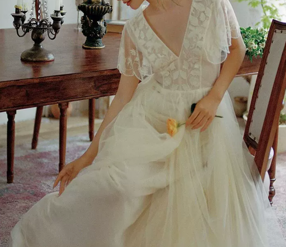 Superbe robe de mariée sirène bustier en satin et tulle, longue et en dentelle, C4563
