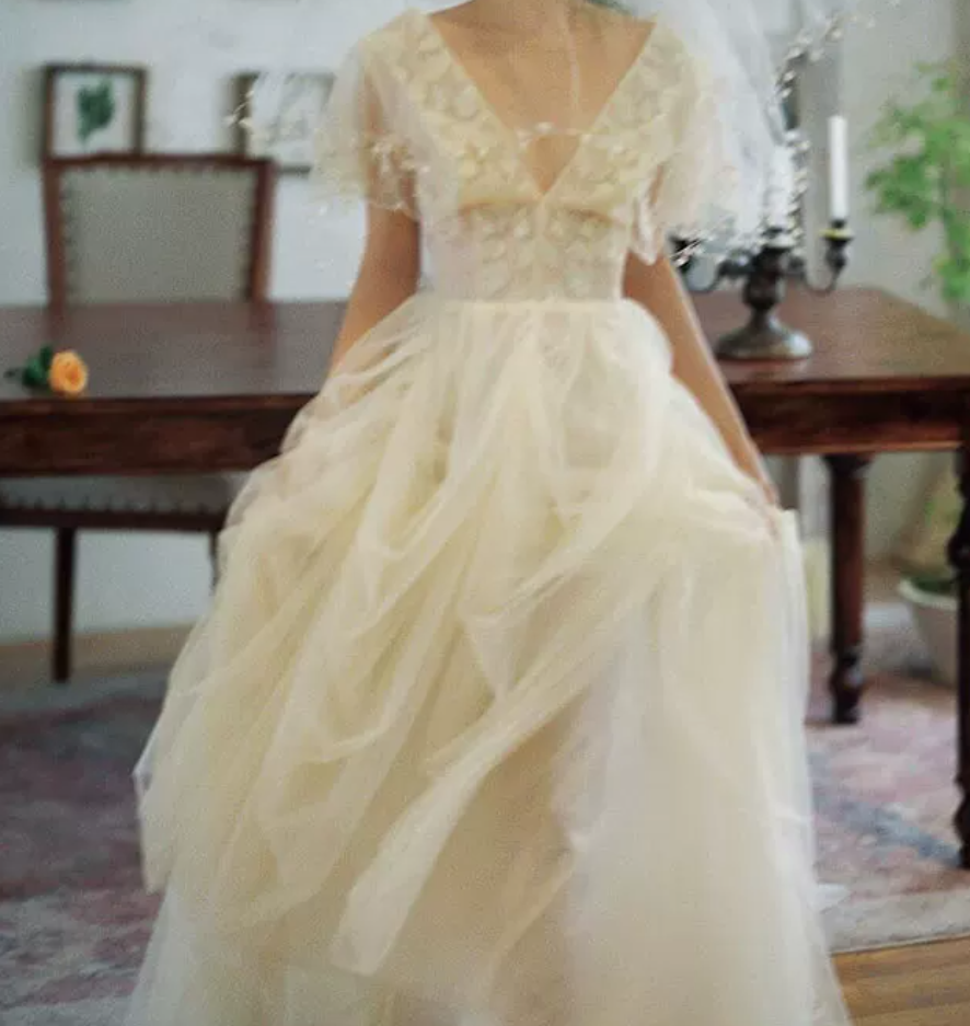 Superbe robe de mariée sirène bustier en satin et tulle, longue et en dentelle, C4563