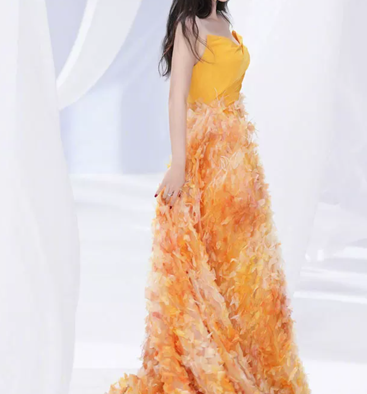 Robe de bal de princesse bustier à volants en satin long, robe de soirée C8117
