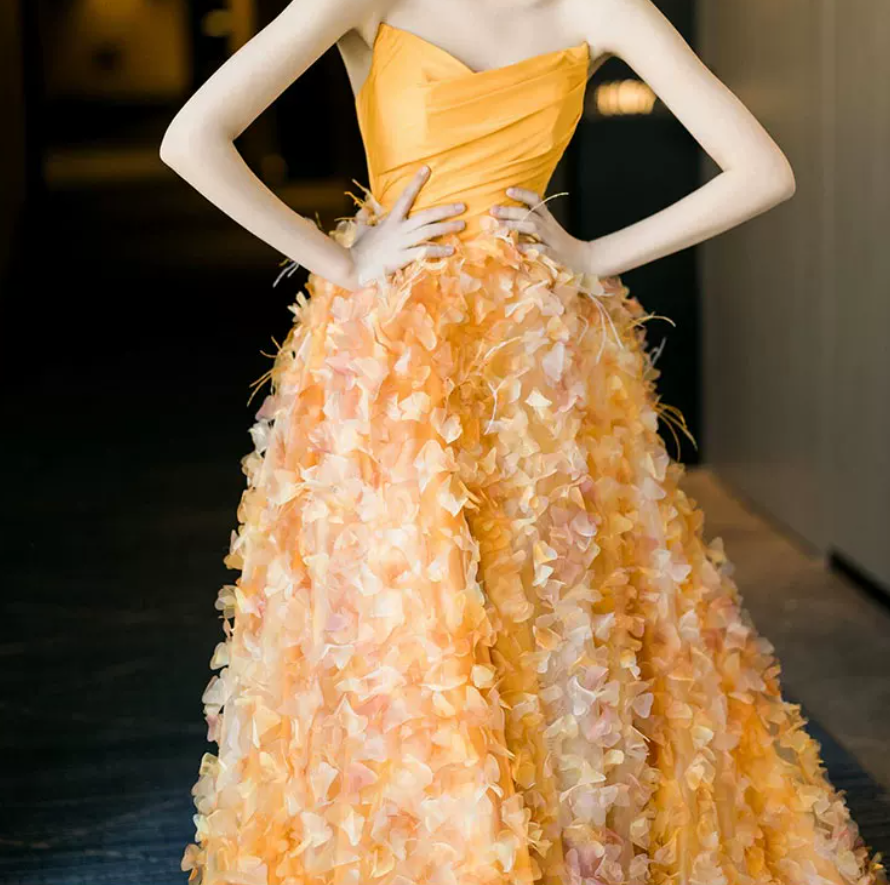 Robe de bal de princesse bustier à volants en satin long, robe de soirée C8117