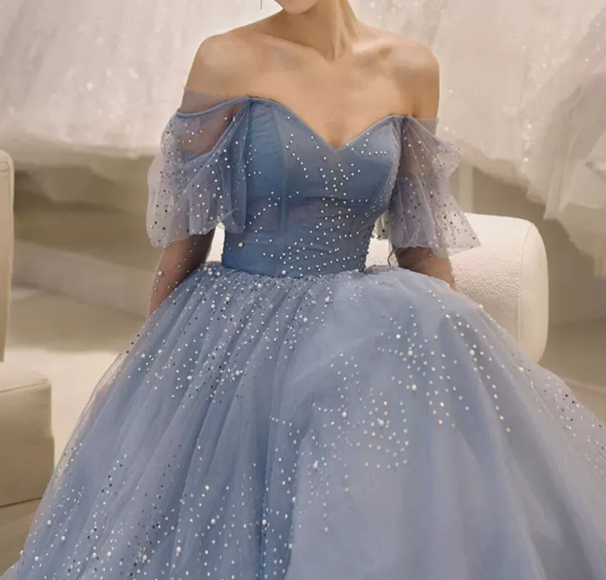 Robe de bal de princesse bustier à volants en satin long, robe de soirée C8117