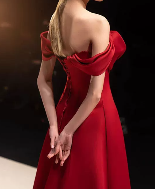 Robe de bal de princesse bustier à volants en satin long, robe de soirée C8117