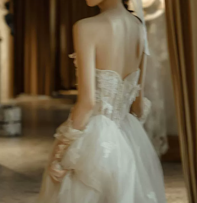 Superbe robe de mariée sirène bustier en satin et tulle, longue et en dentelle, C4563