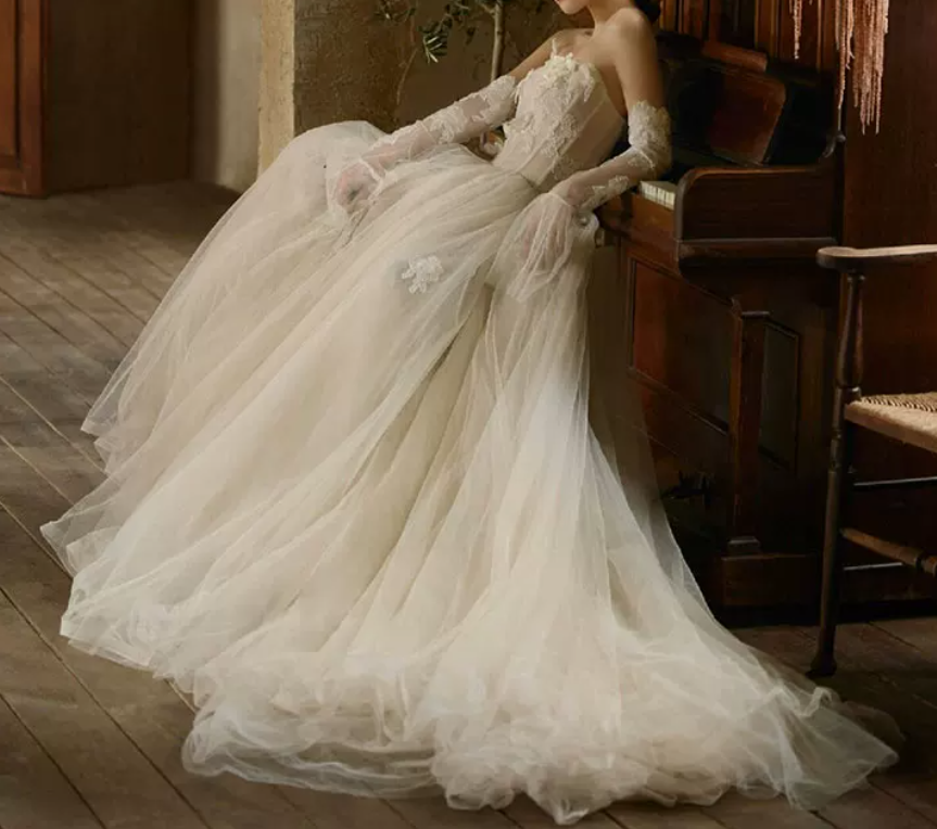 Superbe robe de mariée sirène bustier en satin et tulle, longue et en dentelle, C4563