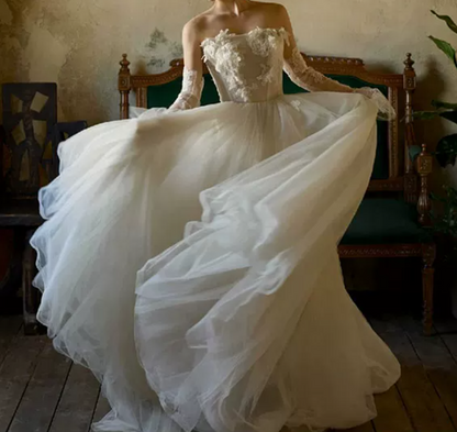 Superbe robe de mariée sirène bustier en satin et tulle, longue et en dentelle, C4563