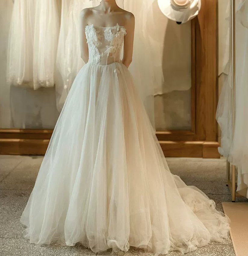 Superbe robe de mariée sirène bustier en satin et tulle, longue et en dentelle, C4563