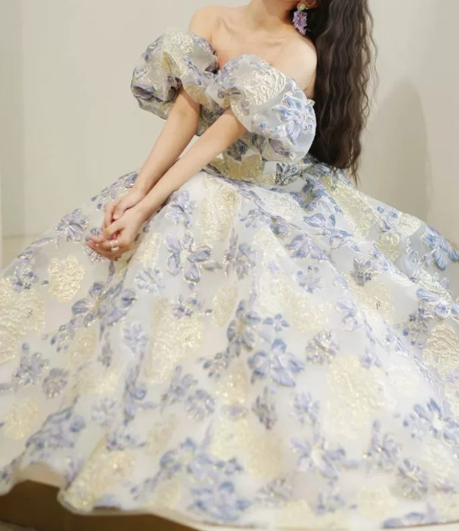 Robe de bal de princesse bustier à volants en satin long, robe de soirée C8117