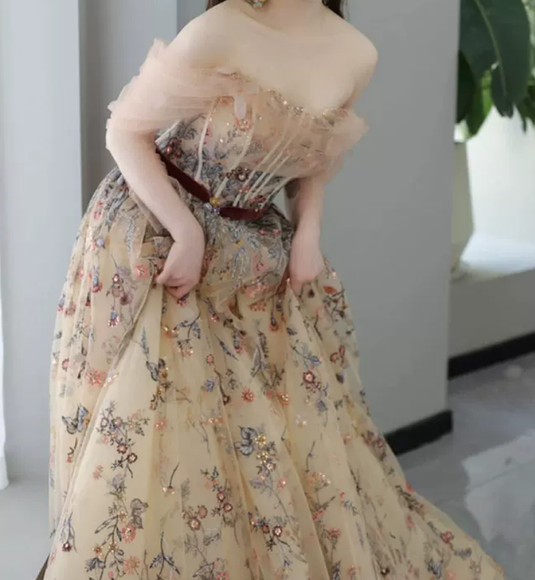Classy Off-Shoulder Floral Prom Dress Long Sleeve Embroidered Tulle Evening Dress C8894