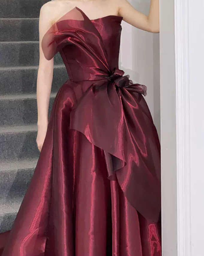 Robe de bal de princesse bustier à volants en satin long, robe de soirée C8117