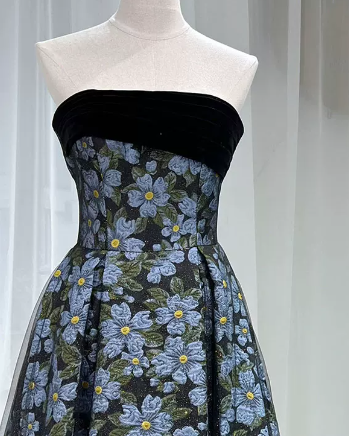 Robe de bal de princesse bustier à volants en satin long, robe de soirée C8117