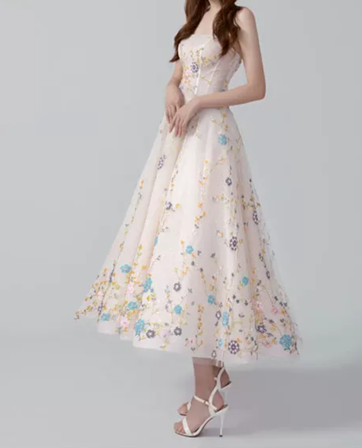 Robe de bal de princesse bustier à volants en satin long, robe de soirée C8117