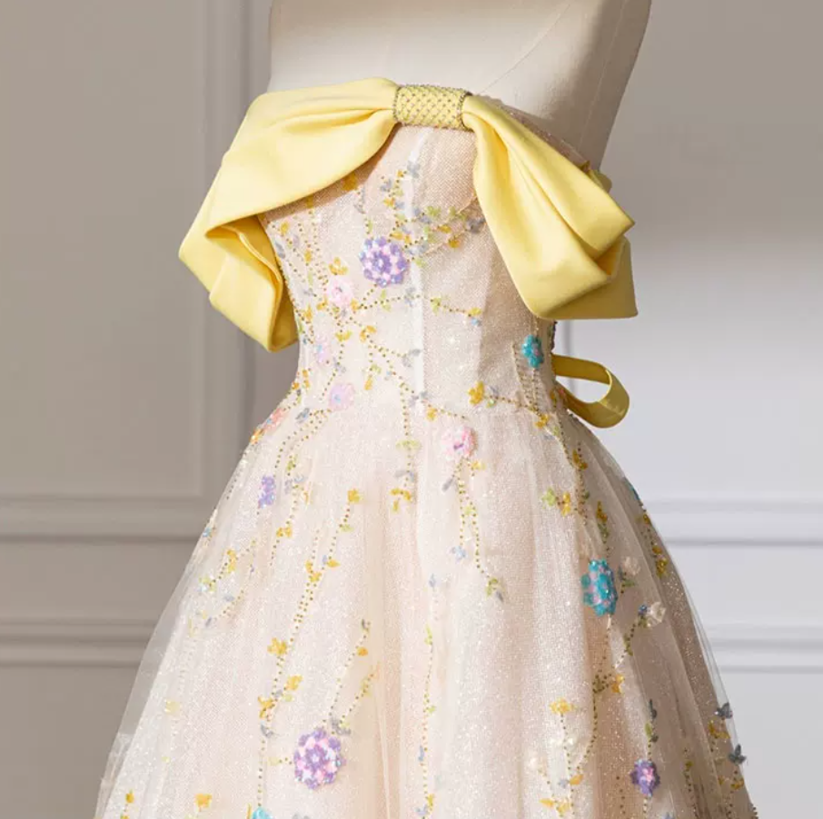 Robe de bal de princesse bustier à volants en satin long, robe de soirée C8117