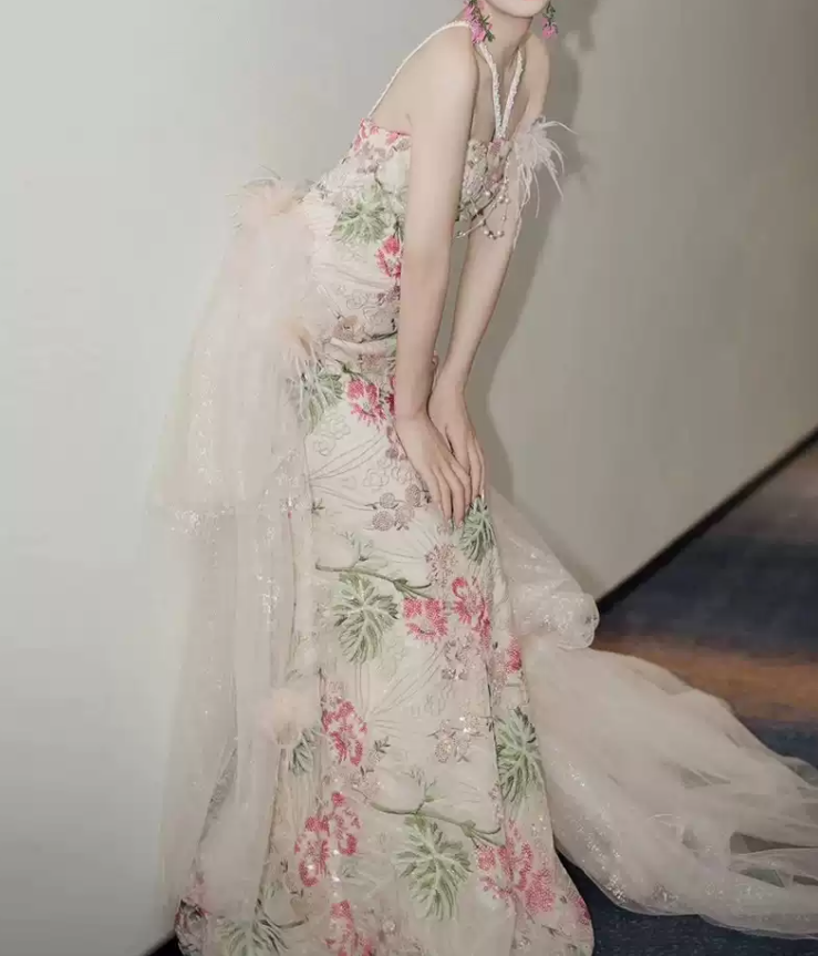 Robe de bal de princesse bustier à volants en satin long, robe de soirée C8117