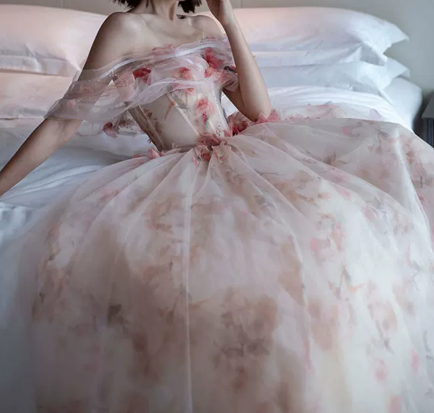 Robe de bal de princesse bustier à volants en satin long, robe de soirée C8117