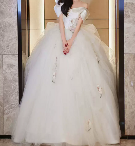 Superbe robe de mariée sirène bustier en satin et tulle, longue et en dentelle, C4563