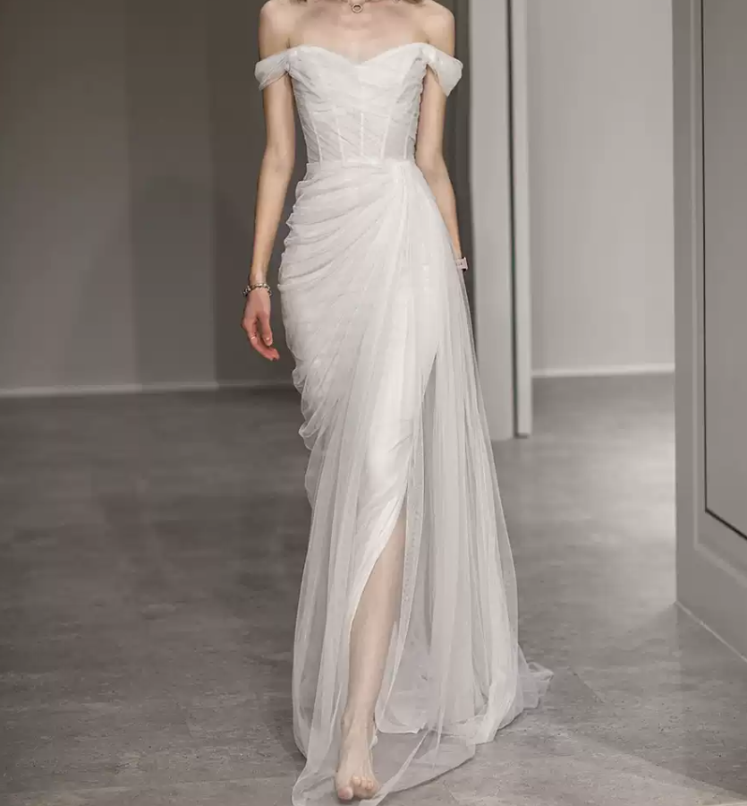 Superbe robe de mariée sirène bustier en satin et tulle, longue et en dentelle, C4563