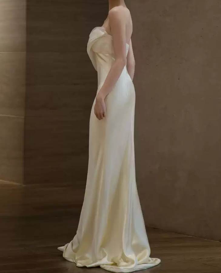 Superbe robe de mariée sirène bustier en satin et tulle, longue et en dentelle, C4563