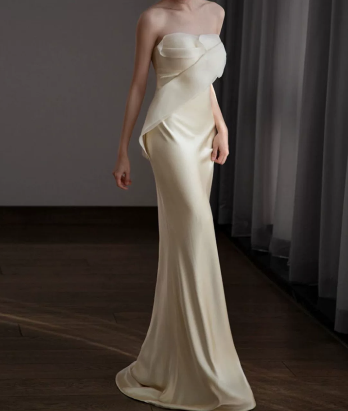 Superbe robe de mariée sirène bustier en satin et tulle, longue et en dentelle, C4563