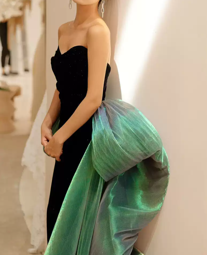 Robe de bal de princesse bustier à volants en satin long, robe de soirée C8117