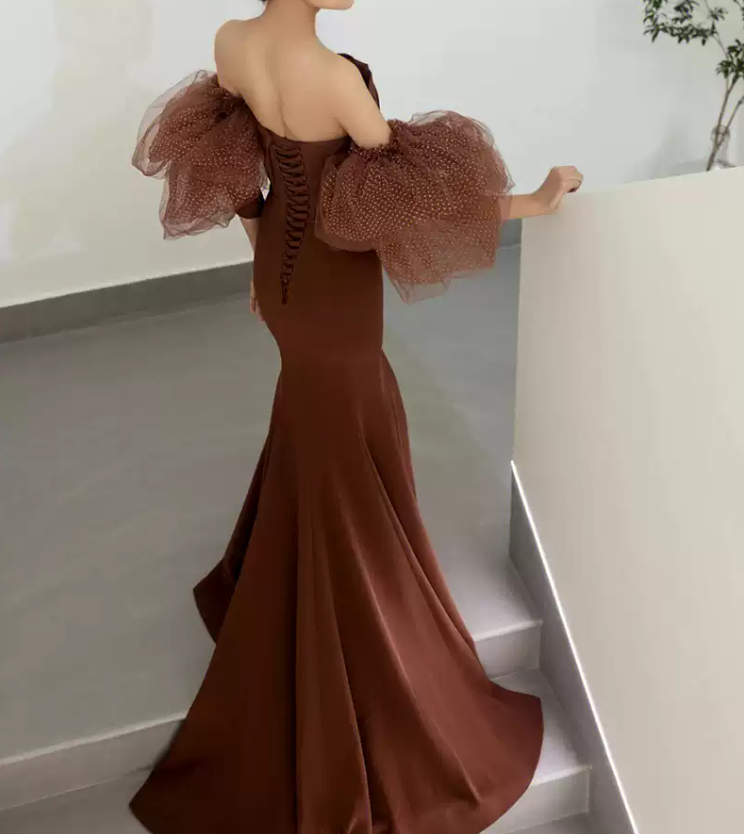 Robe de bal de princesse bustier à volants en satin long, robe de soirée C8117