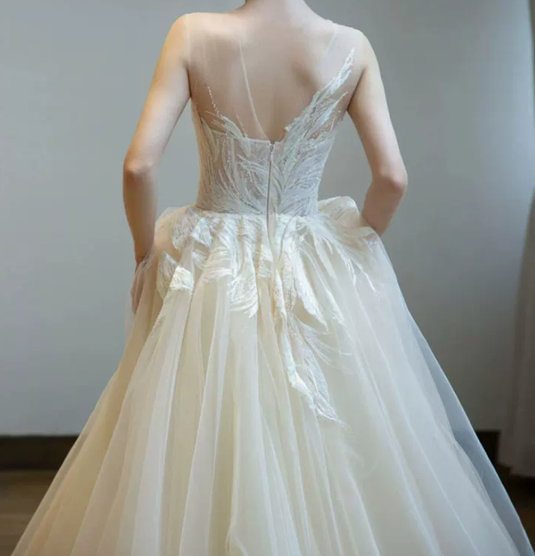 Superbe robe de mariée sirène bustier en satin et tulle, longue et en dentelle, C4563