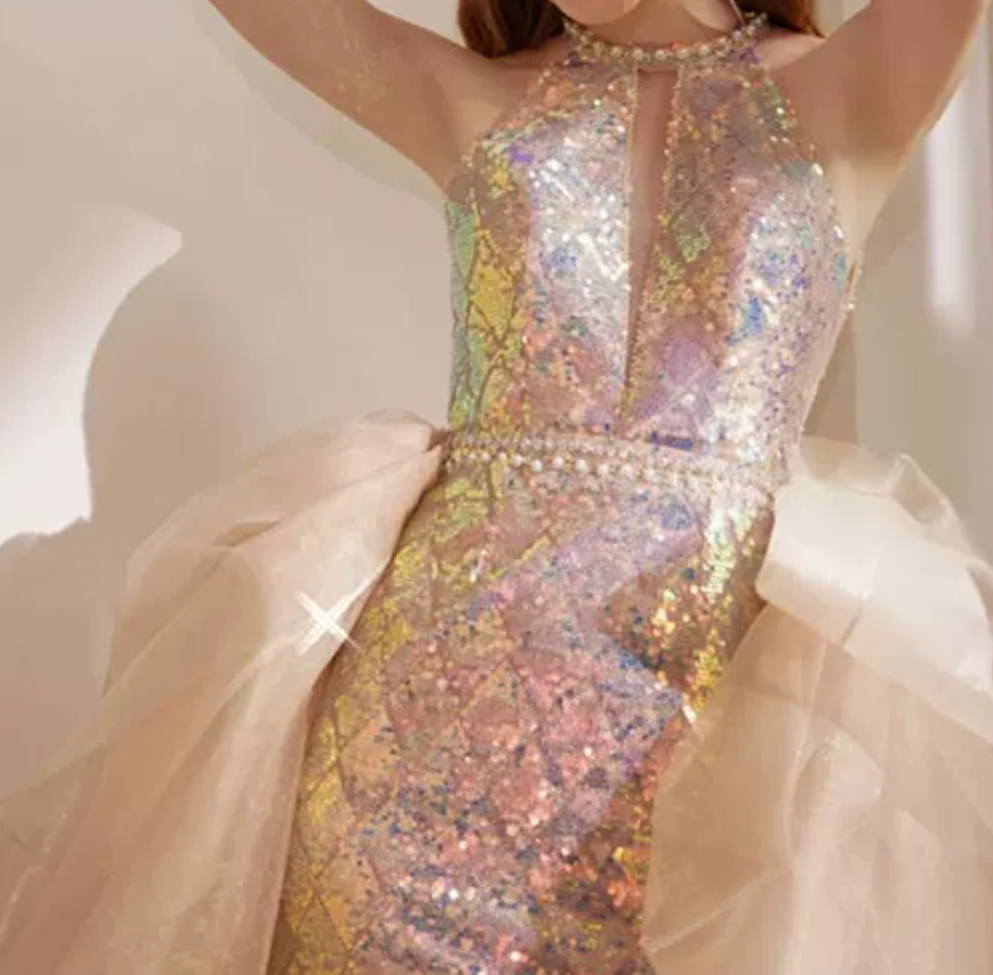 Lovely Halter Neck Sequins Pink Homecoming Dress With Bow Train Beaded Sheath Birthday Dress C8967