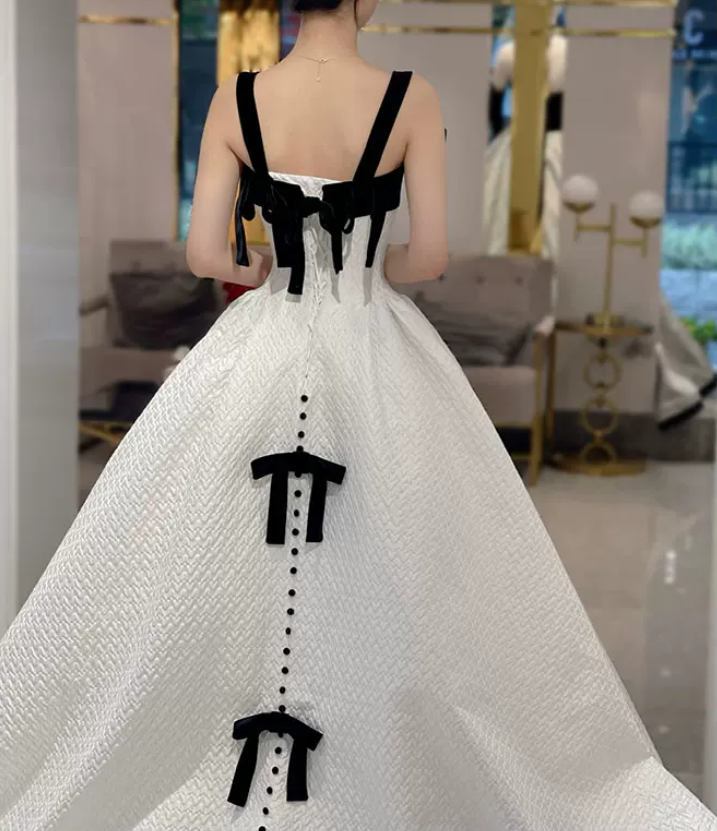Romantic Spaghetti Straps Bows Prom Dress Black & White A-Line Evening Dress C8969