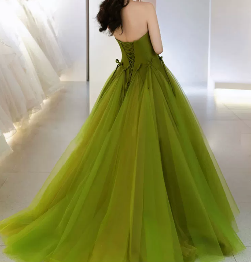 Robe de bal de princesse bustier à volants en satin long, robe de soirée C8117