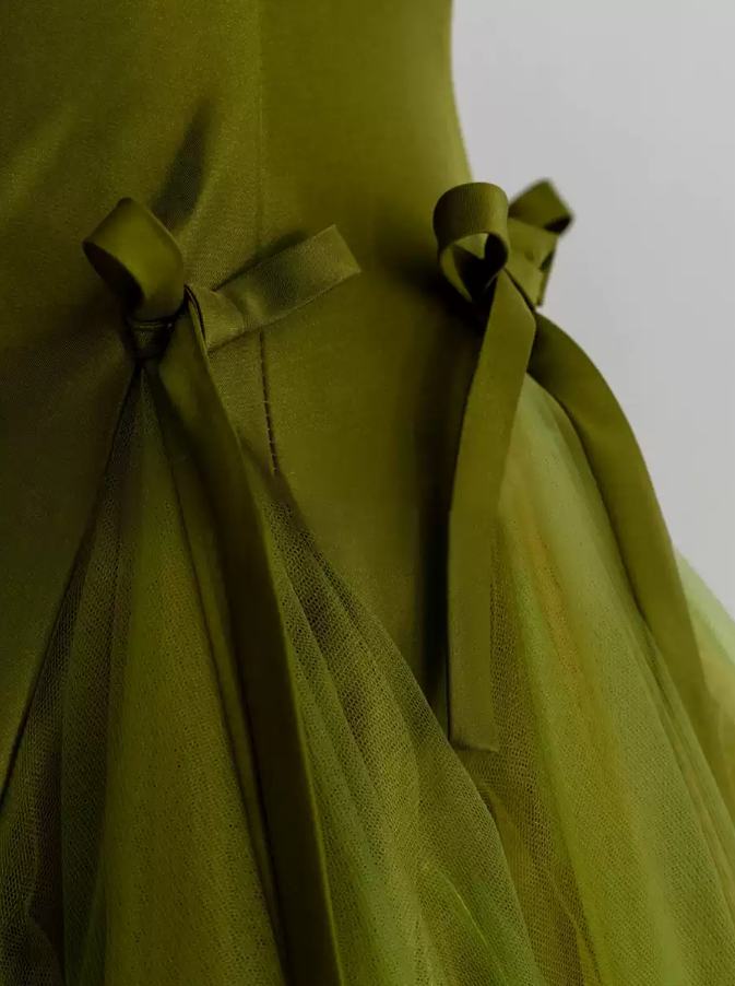 Robe de bal de princesse bustier à volants en satin long, robe de soirée C8117