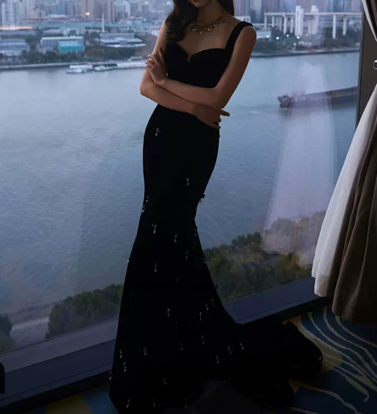 Sleek Spaghetti Straps Black Prom Dress Rhinestones Mermaid Evening Dress C8973