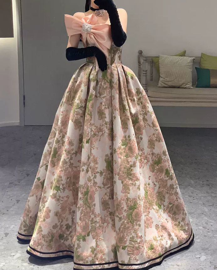 Robe de bal de princesse bustier à volants en satin long, robe de soirée C8117