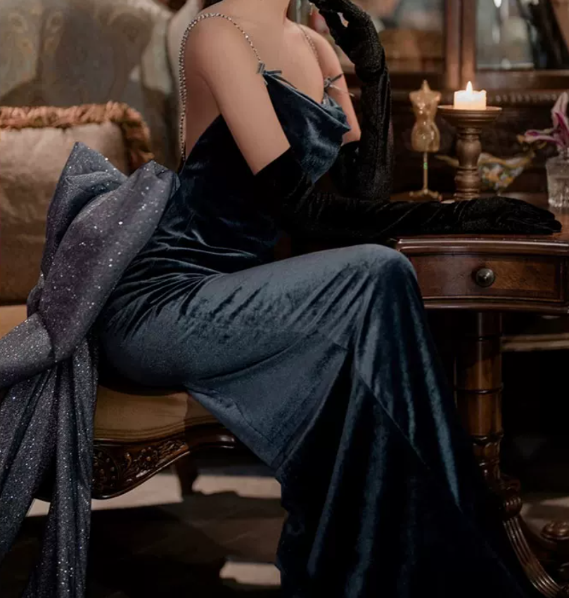 Graceful Spaghetti Straps Blue Prom Dress Sequins Bow Velvet Mermaid Evening Dress C8983