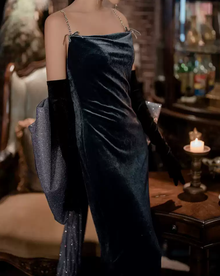 Graceful Spaghetti Straps Blue Prom Dress Sequins Bow Velvet Mermaid Evening Dress C8983