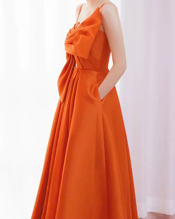 Robe de bal de princesse bustier à volants en satin long, robe de soirée C8117