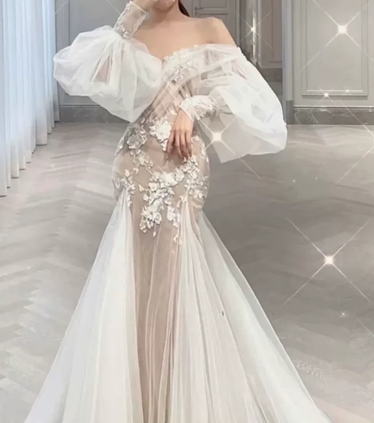 Chic Off-Shoulder Appliques Wedding Dresses Long Sleeve Tulle A-Line Bridal Dress C8999