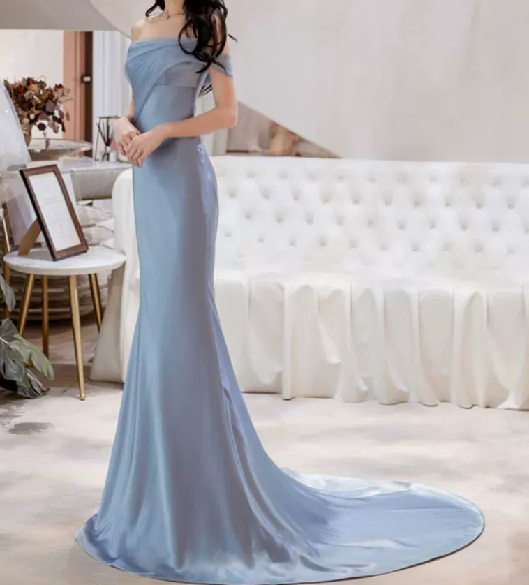 Robe de bal de princesse bustier à volants en satin long, robe de soirée C8117