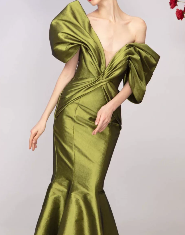 Robe de bal de princesse bustier à volants en satin long, robe de soirée C8117