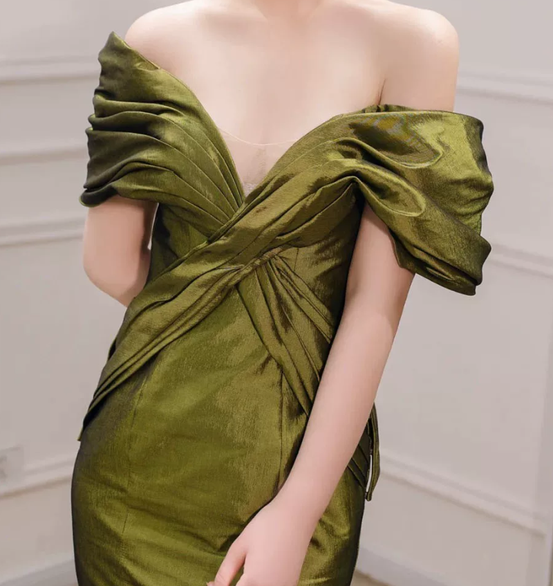 Robe de bal de princesse bustier à volants en satin long, robe de soirée C8117